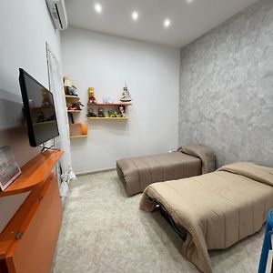 Barbi'S House